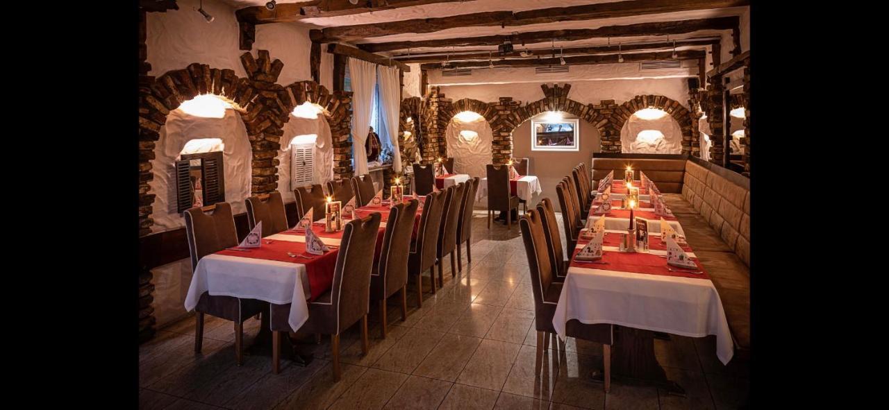 Hotel Restaurant Jaegerhof Kerpen  Exteriér fotografie